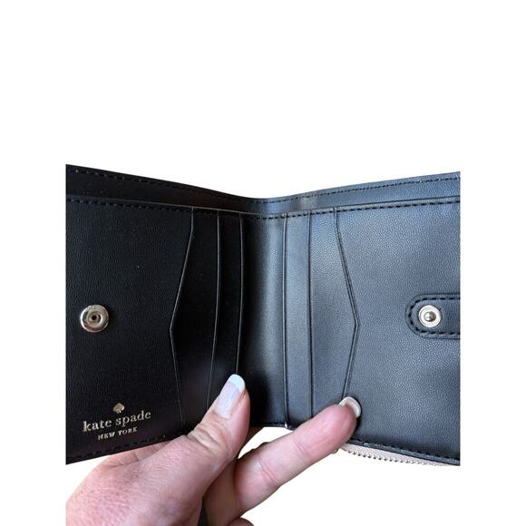 NWOT Kate Spade Minnie Mouse Bi-fold  Wallet - Picture 4 of 5